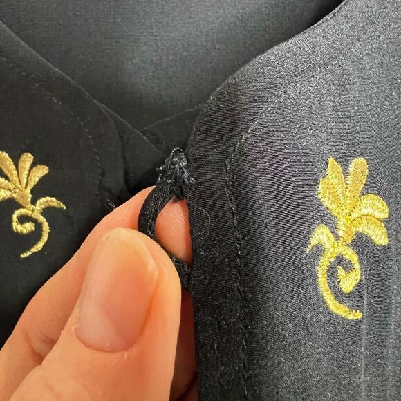 Diane Von Furstenberg 100% Silk Black Gold Embroidered Vintage Tunic Size 1X - Picture 2 of 10